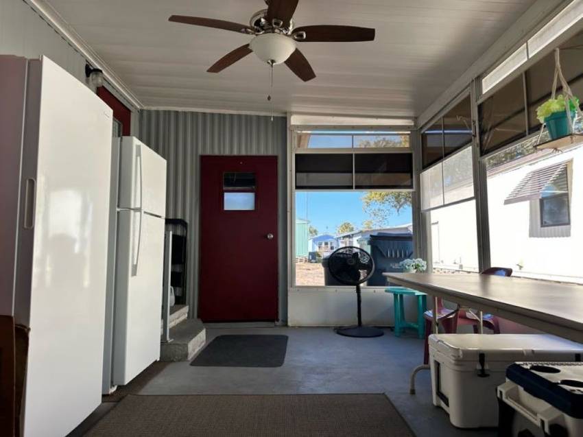 537 Chickasaw Loop a Winter Haven, FL Mobile or Manufactured Home for Sale